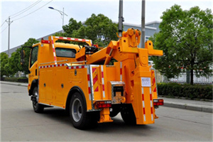 兴和高速路拖车费